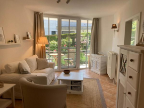 Ferienwohnung Hafentraum, Villa Vilmblick mit Strandkorb